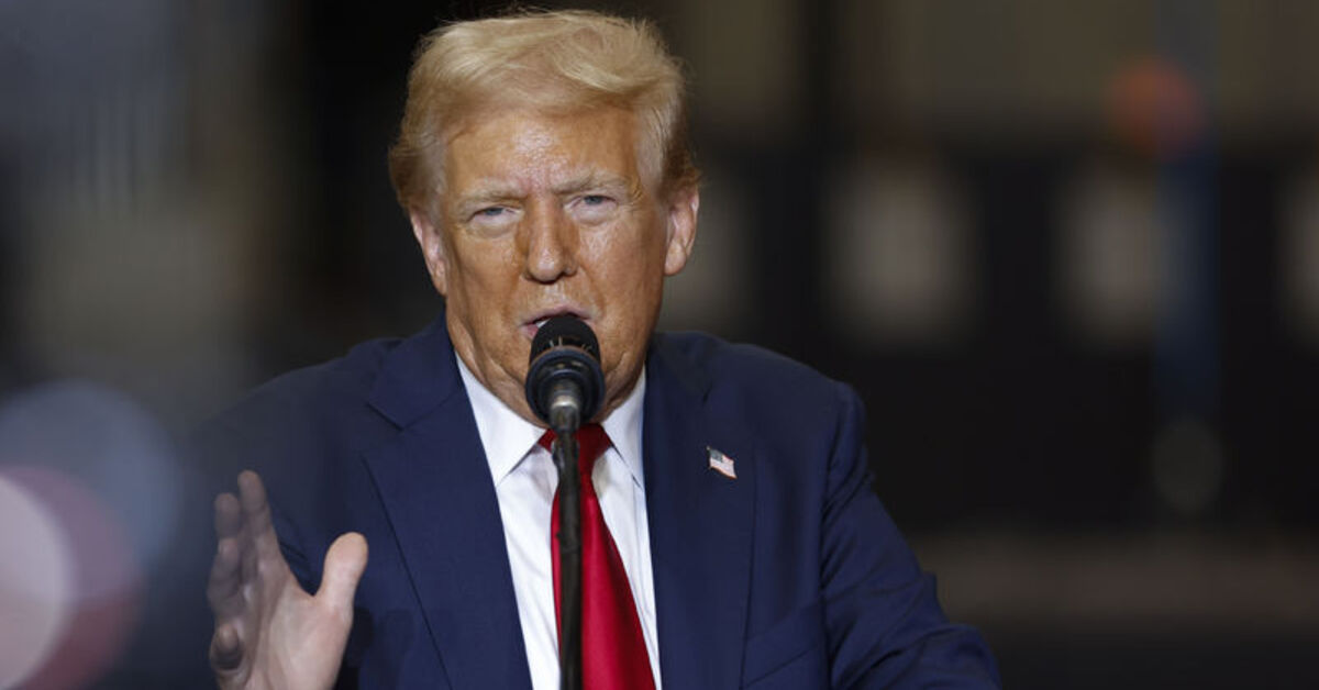 Zelenskiy ile görüşen Trump’tan “bu sorunu hızlıca çözüme kavuşturacağım” mesajı