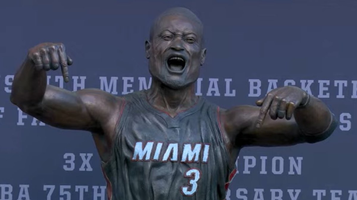 Dwayne Wade’in heykeli sosyal medyanın diline düştü