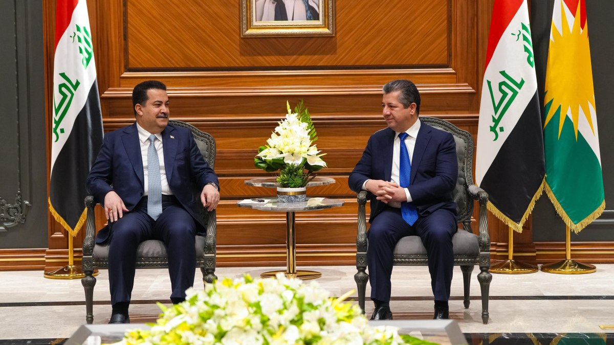 Irak Başbakanı Sudani, IKBY Başbakanı Barzani ile bir araya geldi