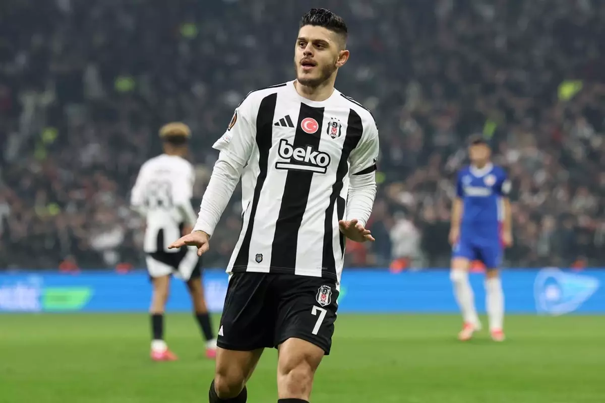 Rashica’dan attığı gol sonrası alkış alan hareket